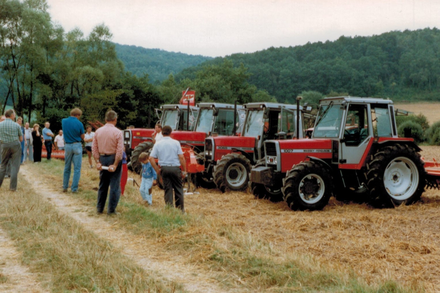 Massey Ferguson Vertrieb